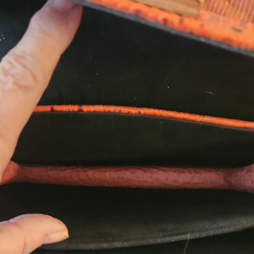 Cosmo Handmade Orange Croc-Embossed Crossbody Bag - Picture 5 of 6